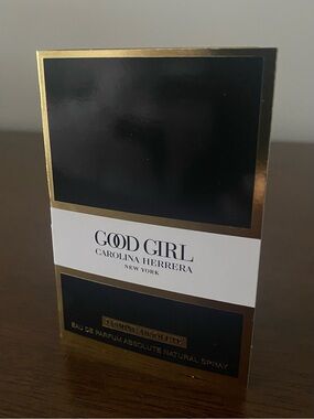 Carolina Herrera Good Girl Jasmine Absolute Box - Black, Gold & White